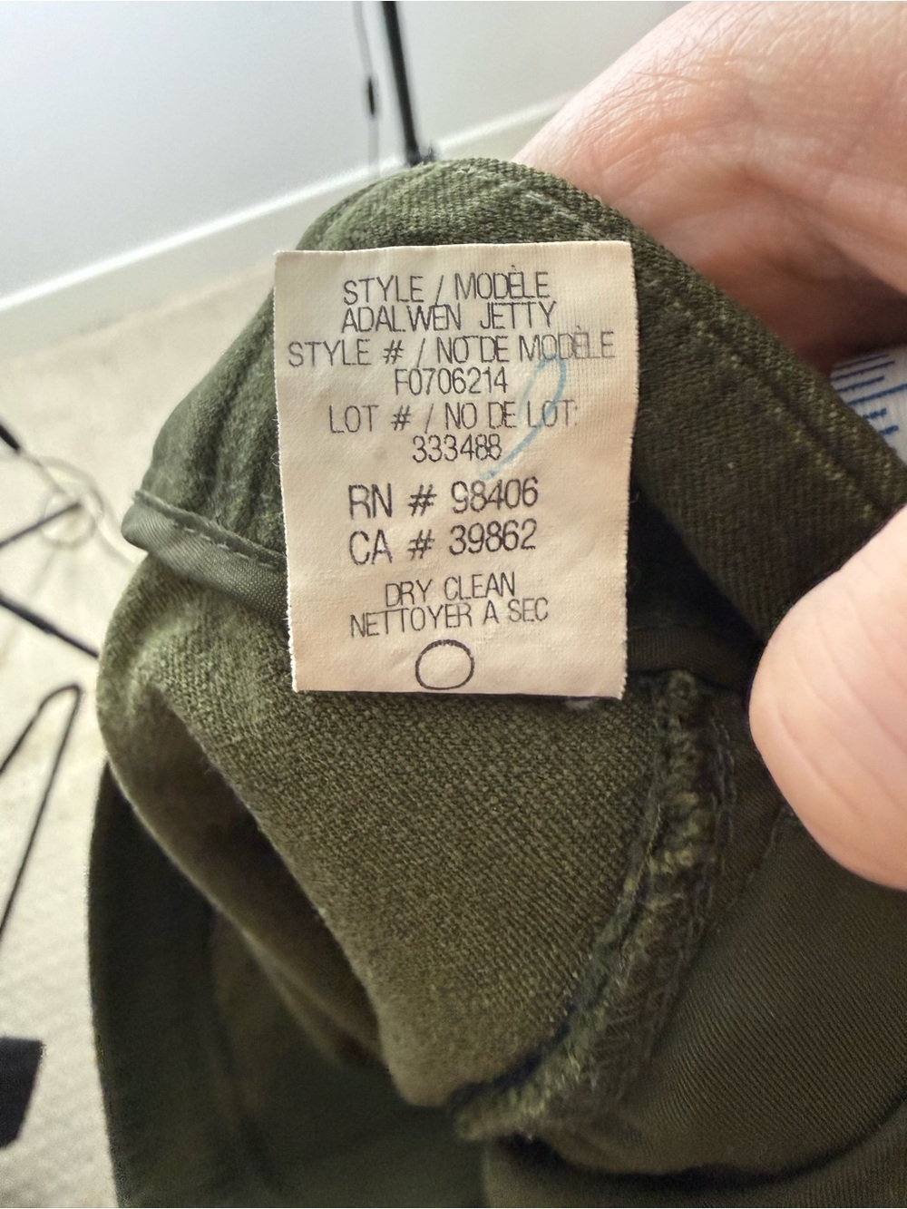 THEORY | Green Adalwen Jetty Pants Size 10 - Picture 5 of 7